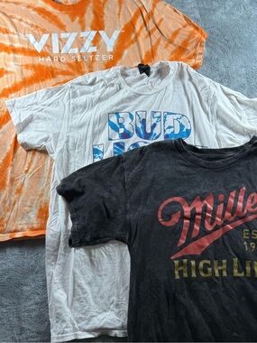 Lot of 3 Beer Graphic T-Shirts Vizzy Bud Light Seltzer Miller High Life Med & LG
